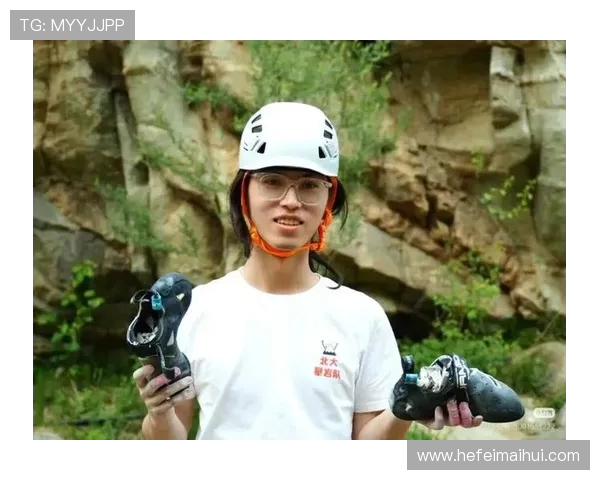 广州攀岩队与深圳攀岩队赛后状态分析与总结探讨